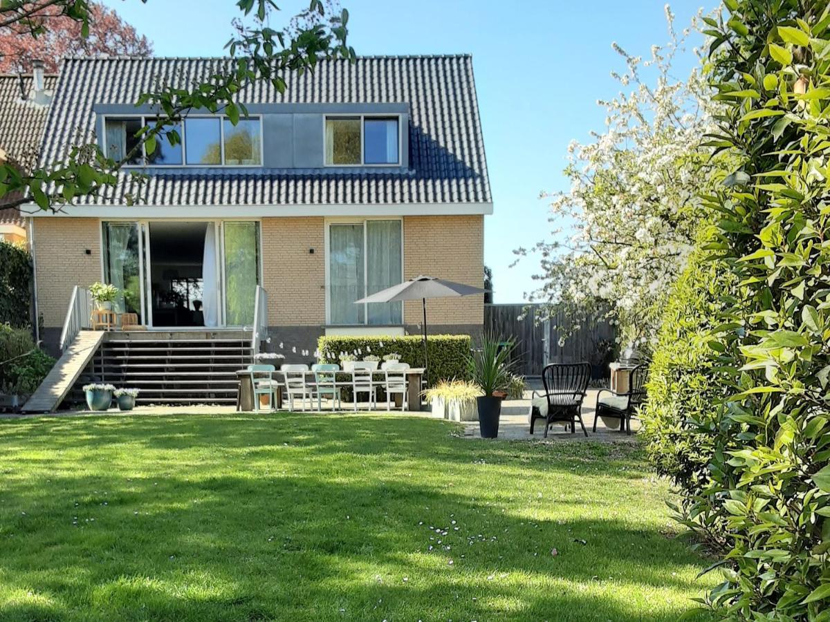 B & B Meet The Dutch Ridderkerk Exterior photo